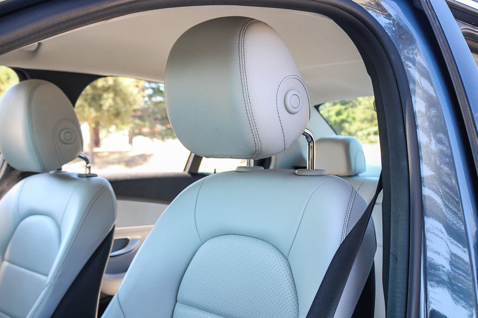 Used 2015 Mercedes-Benz C 300 Sedan image 20