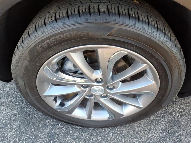 Used 2023 Buick Encore GX Essence w/ Experience Buick Package FWD image 13