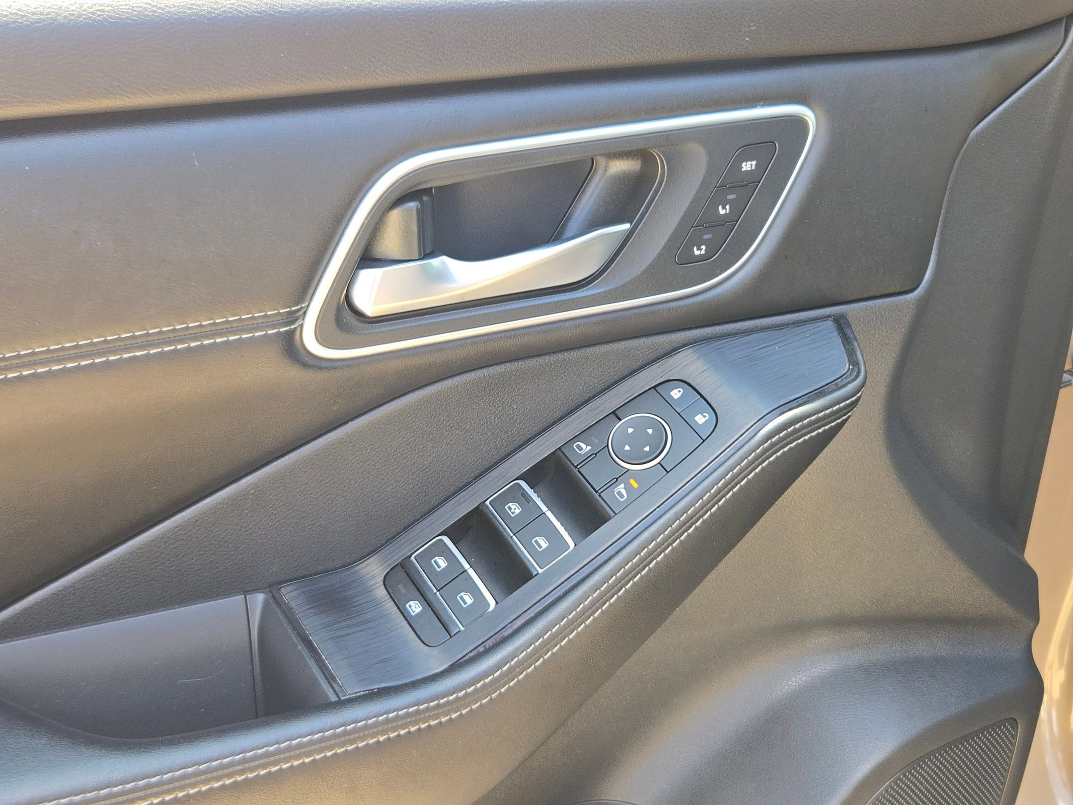 Certified 2024 Nissan Rogue Platinum image 13