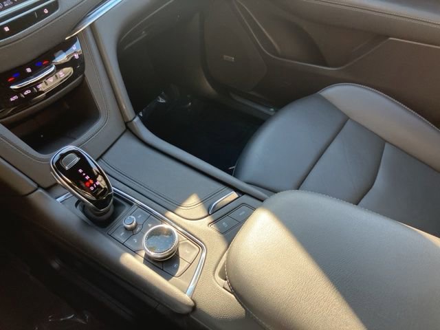 Used 2020 Cadillac XT5 Premium Luxury image 18