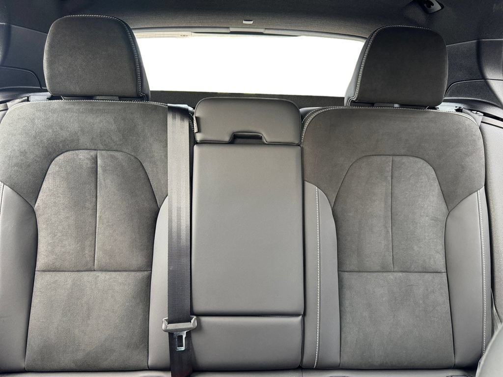 Certified 2023 Volvo XC40 Recharge Plus w/ Protection Package Premier AWD/4WD image 25