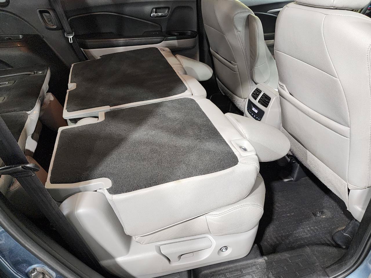 Used 2022 Honda Pilot Special Edition image 39