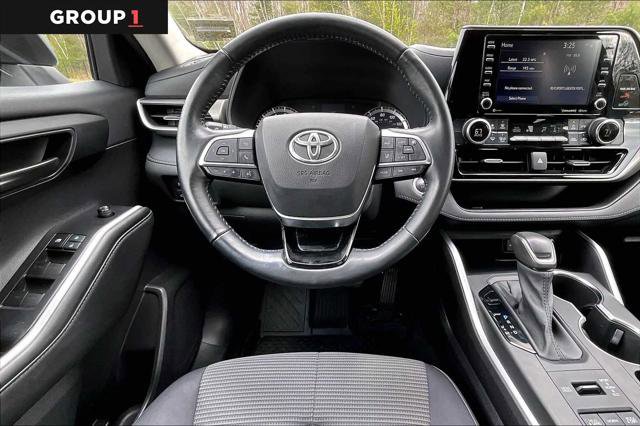 Certified 2021 Toyota Highlander LE AWD/4WD image 6
