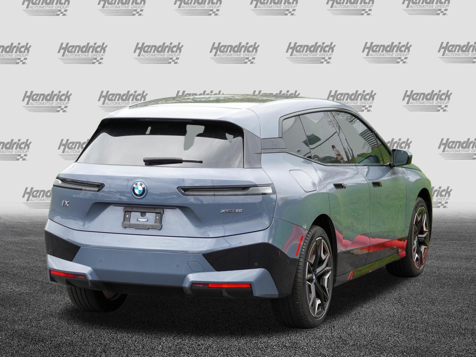 Certified 2024 BMW iX xDrive50 w/ Sport Package AWD/4WD image 8