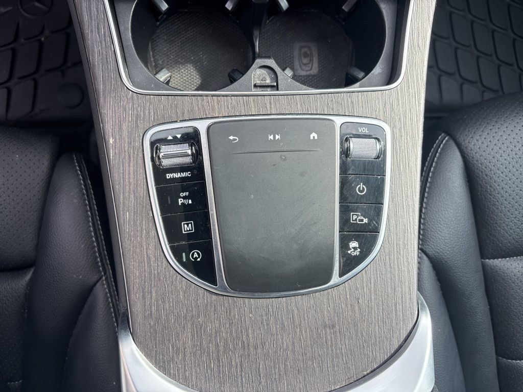 Used 2022 Mercedes-Benz GLC 300 4MATIC image 16