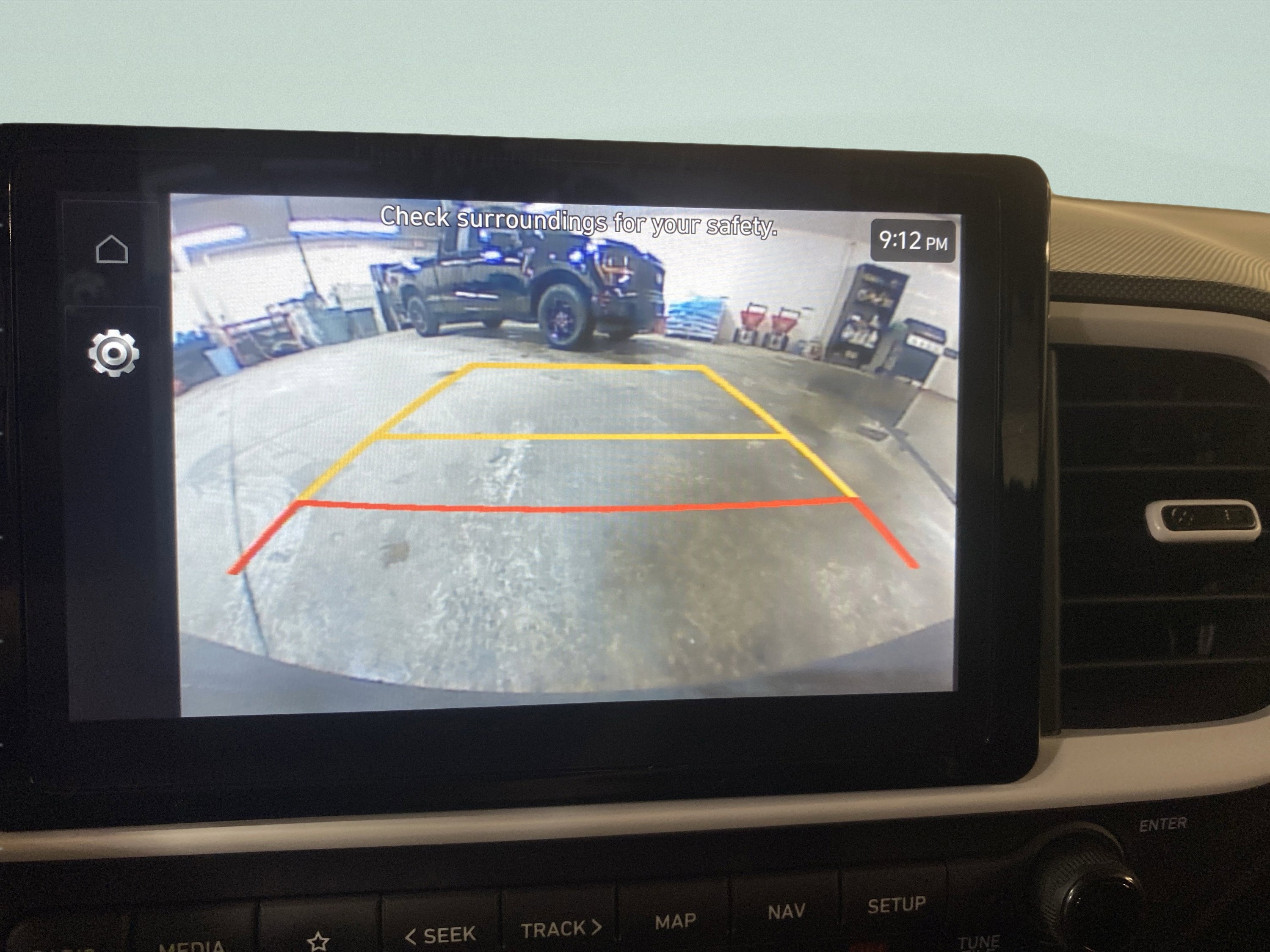 Used 2023 Hyundai Venue Limited w/ Cargo Package image 24