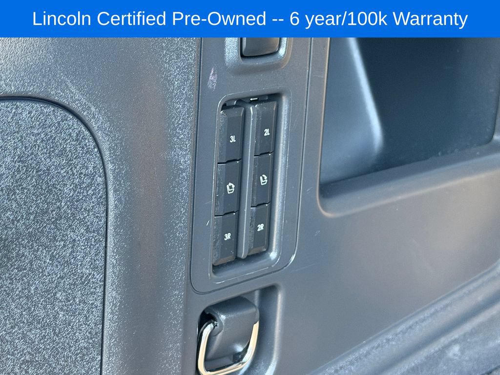 Certified 2025 Lincoln Navigator Reserve AWD/4WD image 26