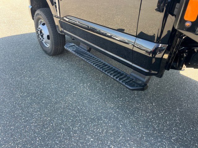 New 2026 Ford F350 XL w/ XL Chrome Package AWD/4WD image 23