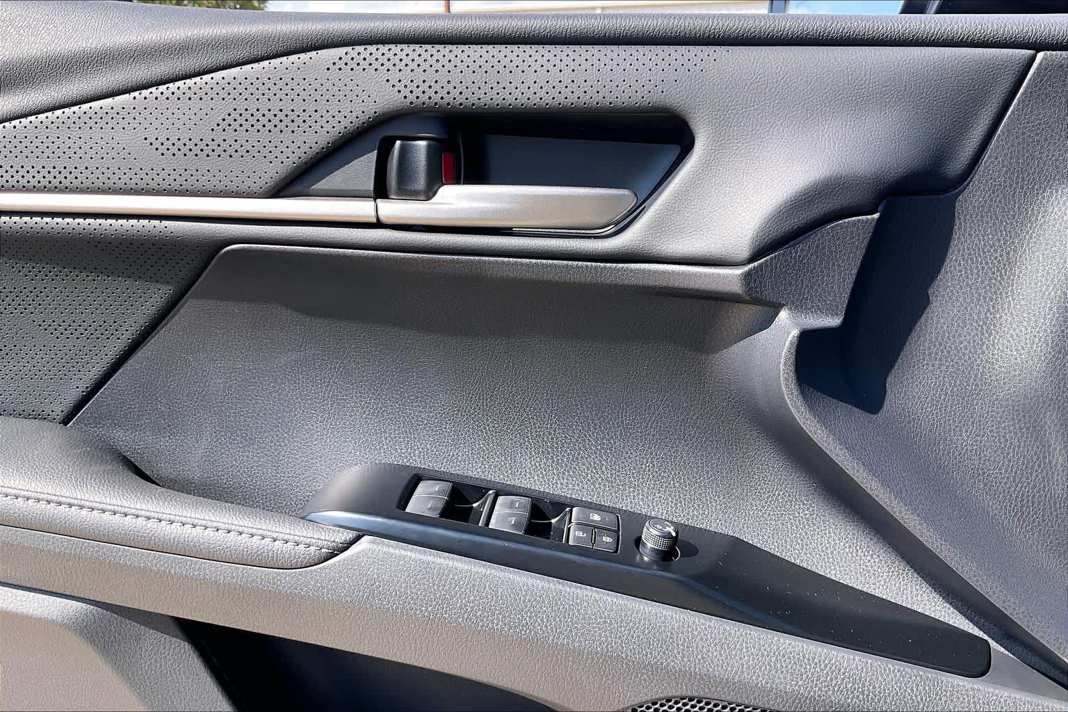 New 2026 Toyota Camry XSE FWD image 18