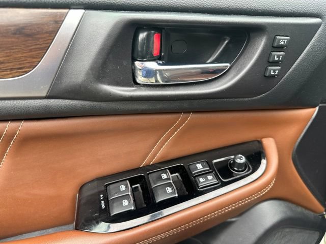 Used 2018 Subaru Outback 2.5i Touring w/ Popular Package #3 AWD/4WD image 12