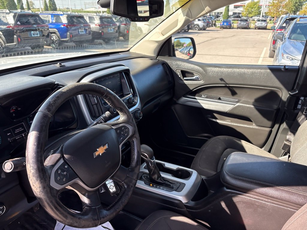 Used 2022 Chevrolet Colorado LT w/ Fleet Safety Package AWD/4WD image 4