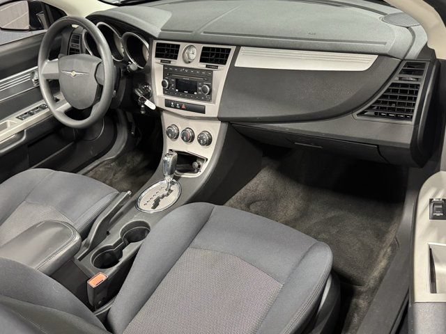 Used 2009 Chrysler Sebring Touring FWD image 13