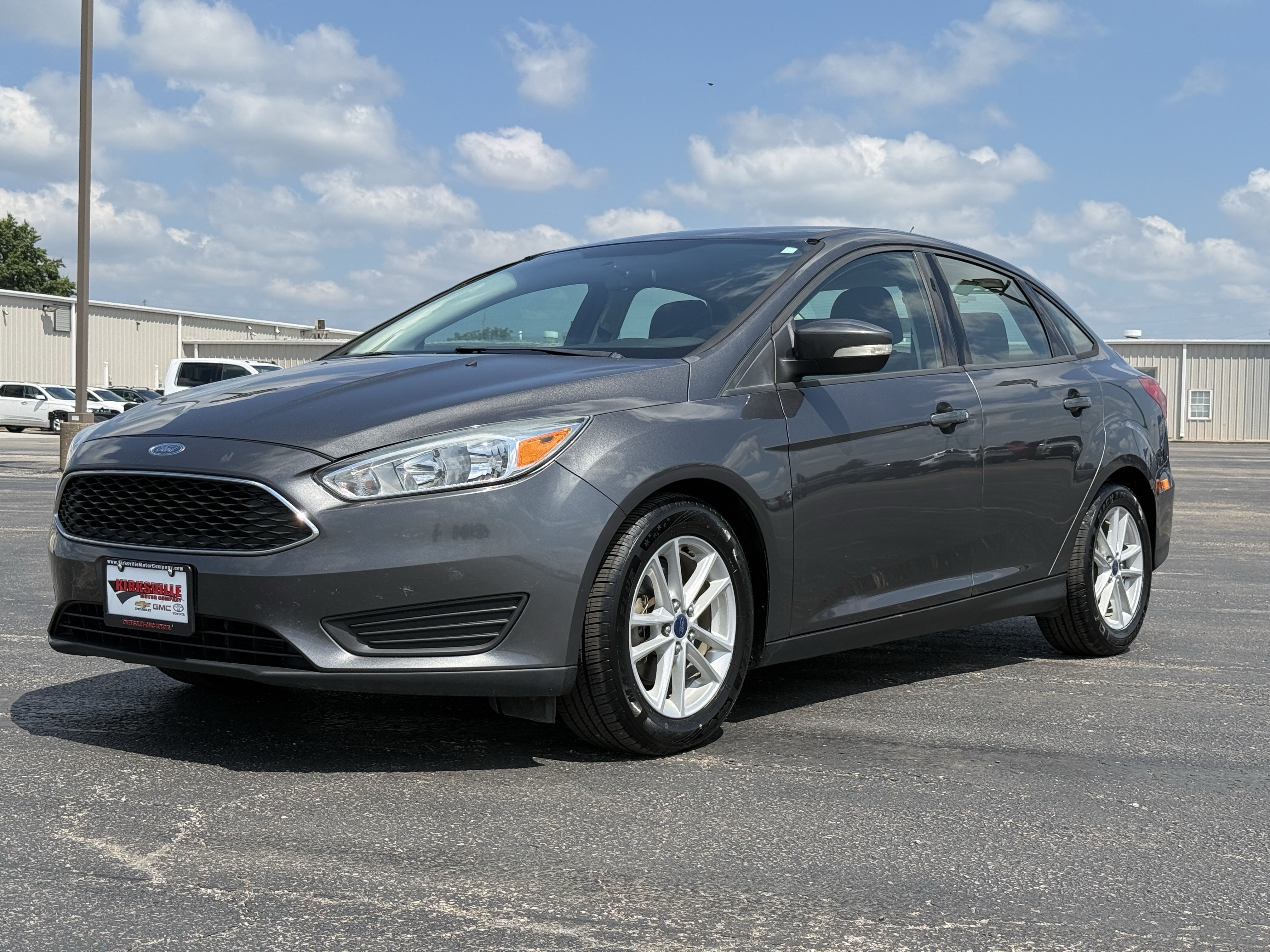 Used 2015 Ford Focus SE w/ SE Cold Weather Package FWD image 8