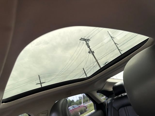 Used 2014 Lincoln MKZ AWD image 18