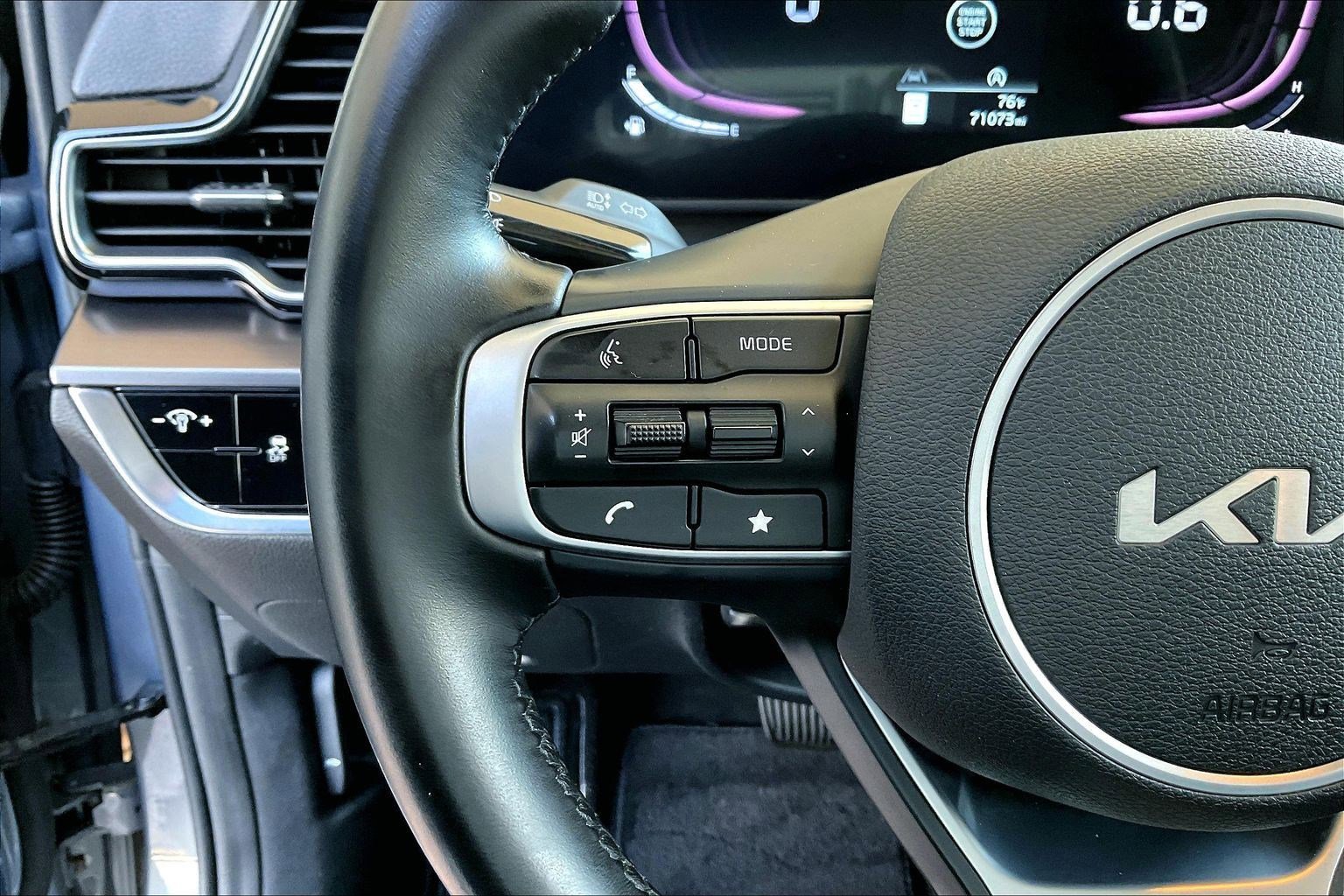 Used 2023 Kia Sportage EX image 11