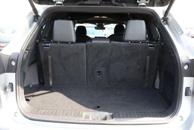 Used 2025 Toyota Highlander XSE AWD/4WD image 7