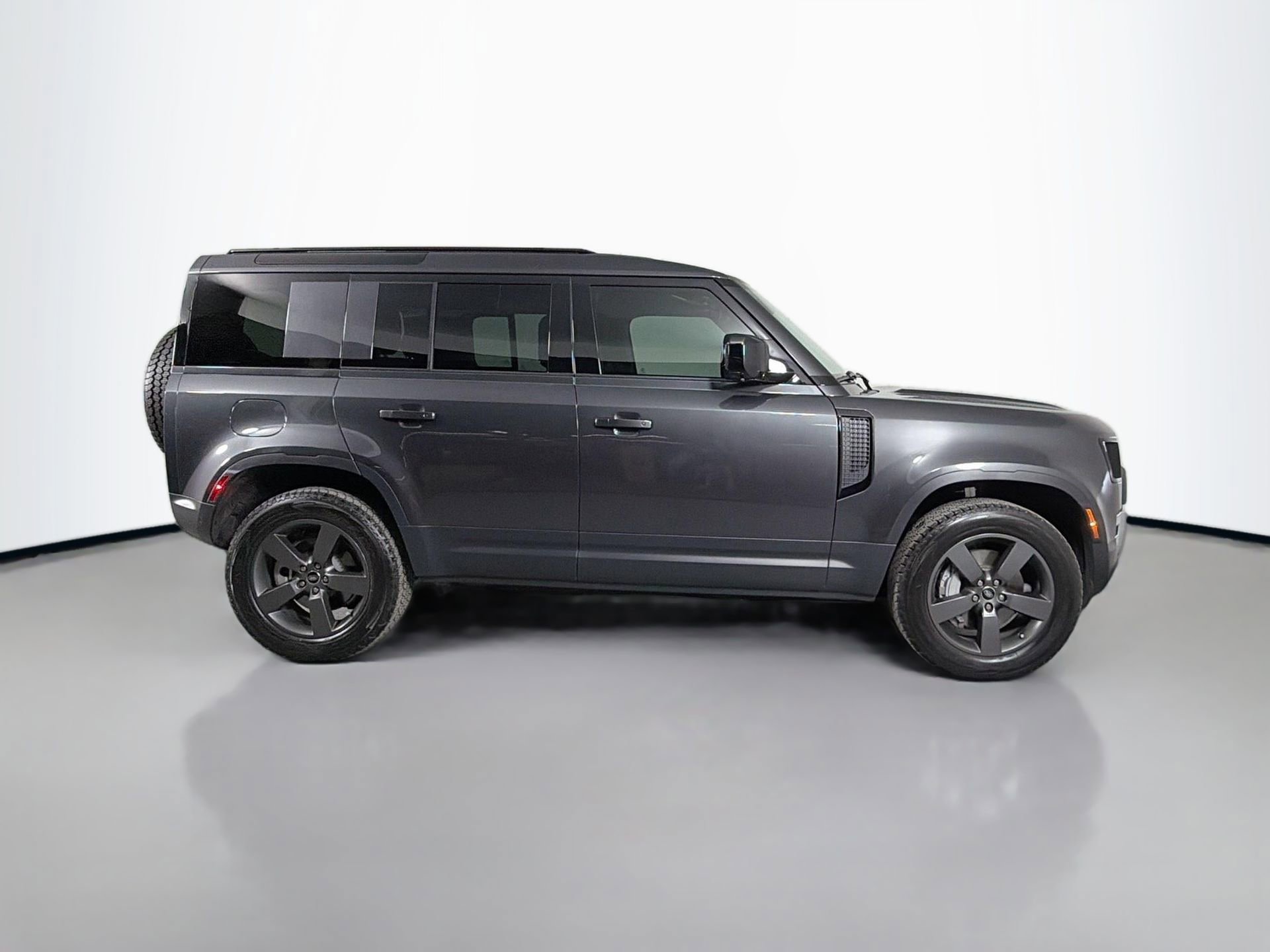 Certified 2025 Land Rover Defender 110 S image 4