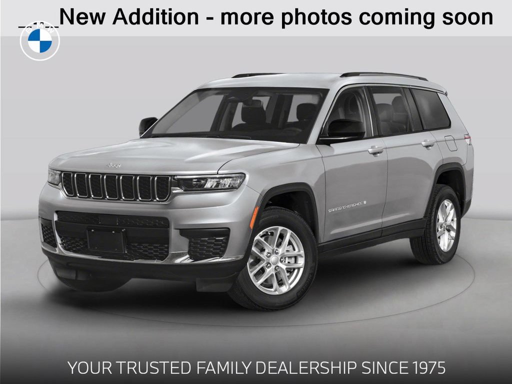 Used 2024 Jeep Grand Cherokee L Altitude AWD/4WD image 1