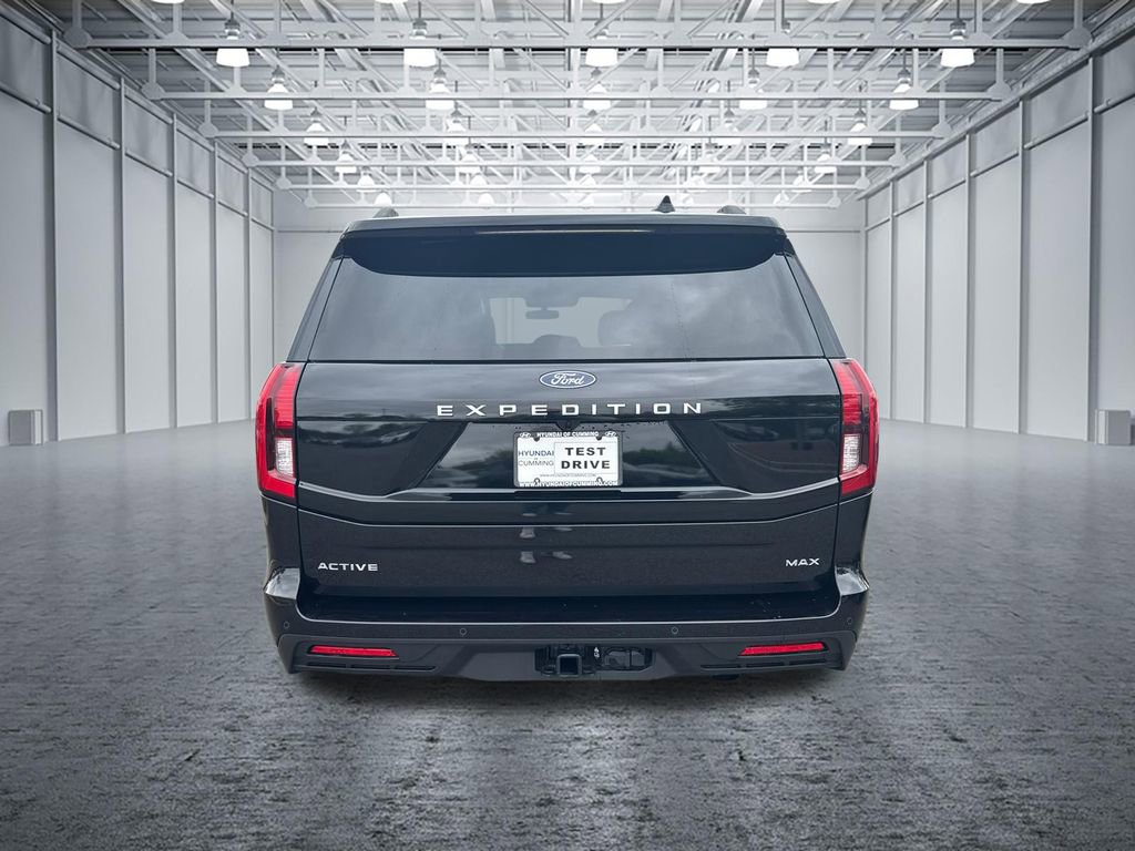 Used 2025 Ford Expedition Max Active AWD/4WD image 6