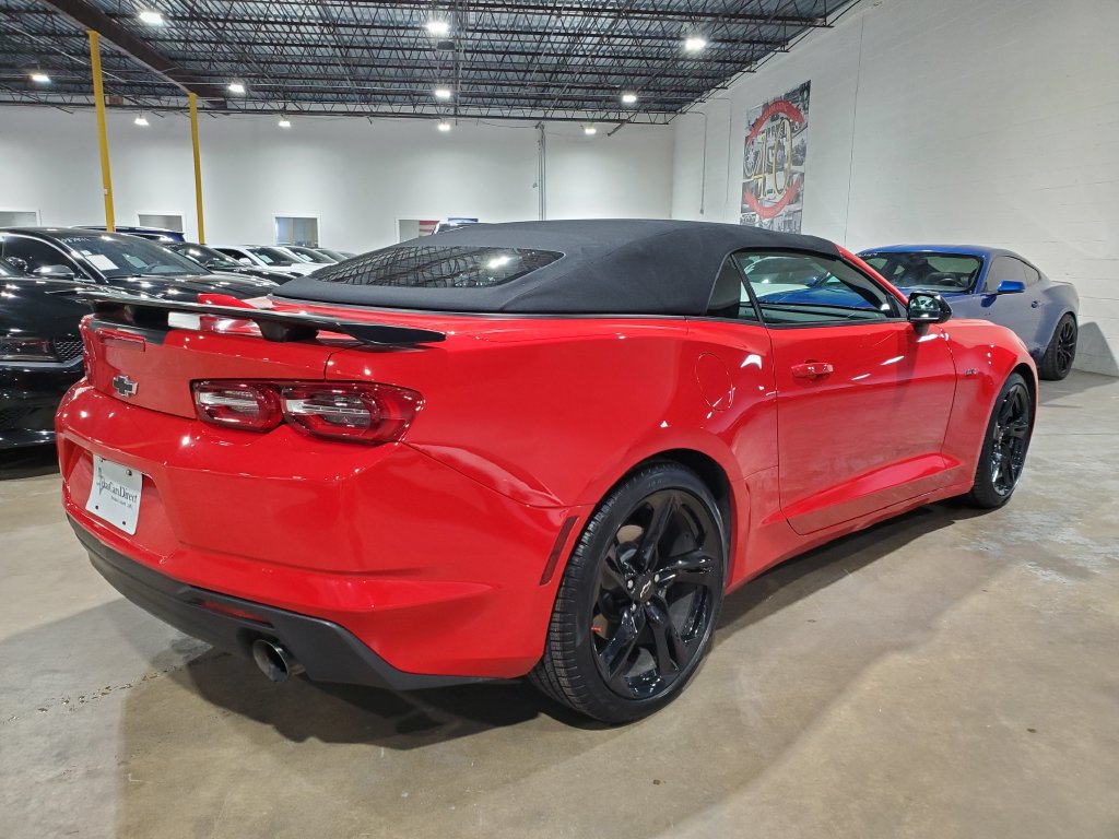 Used 2020 Chevrolet Camaro LT RWD image 43