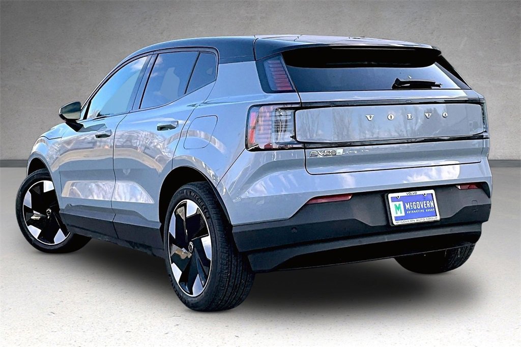 Used 2025 Volvo EX30 Plus w/ Climate Package image 4