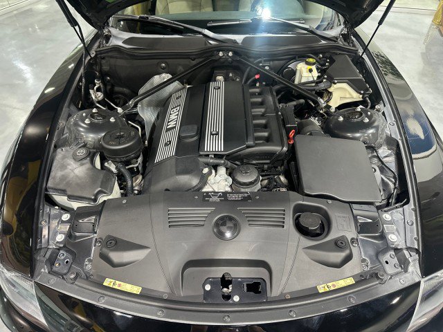 Used 2003 BMW Z4 2.5i RWD image 22