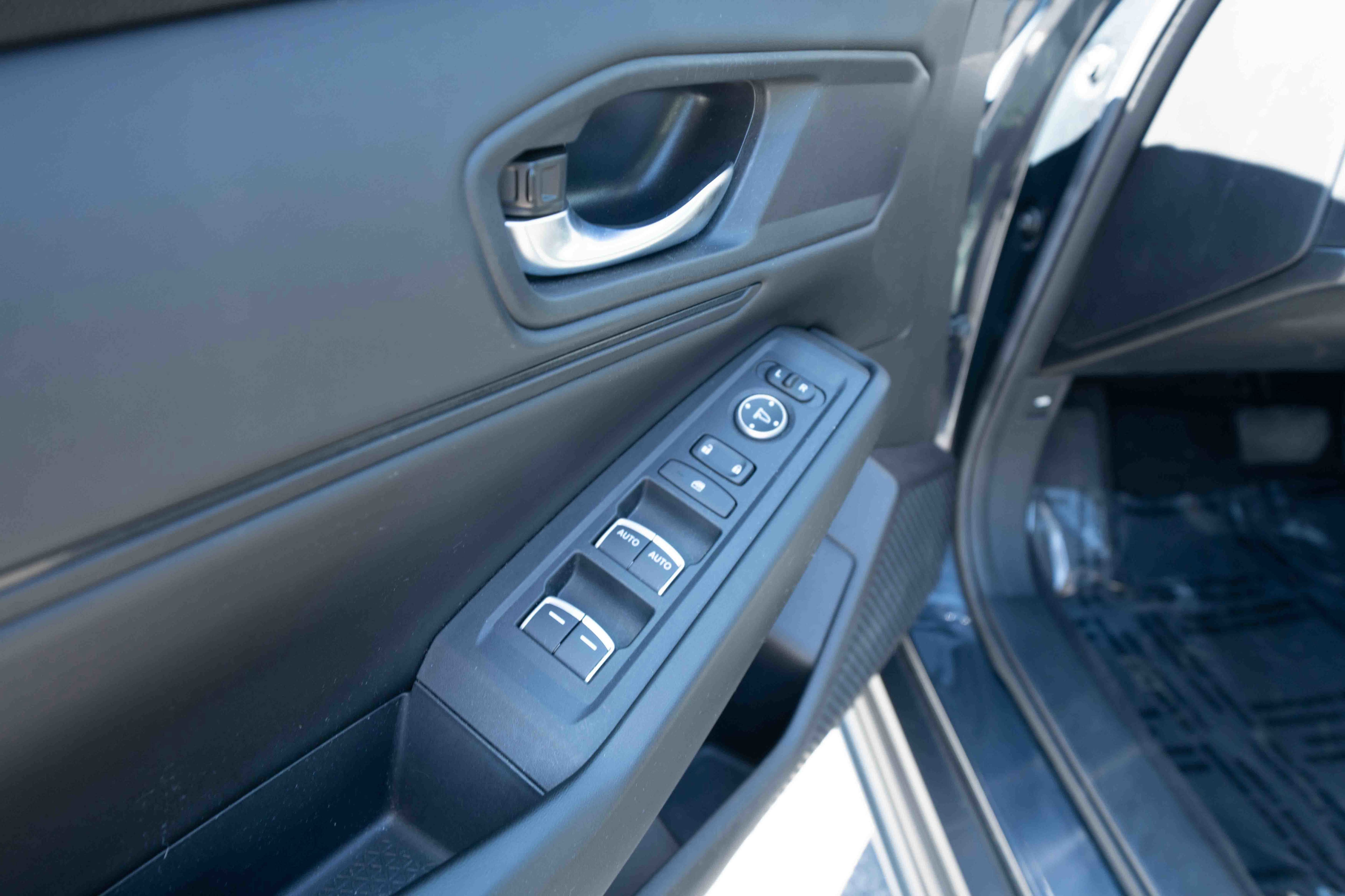 Used 2023 Honda Accord EX image 7