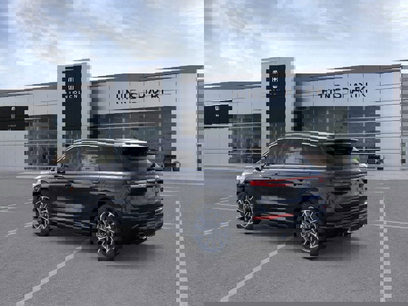 New 2026 Lincoln Corsair Grand Touring image 4