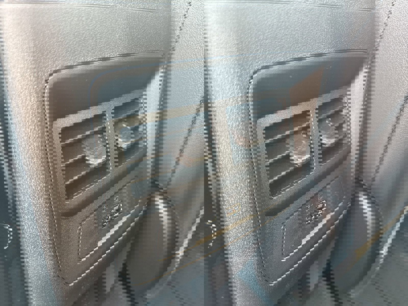 New 2026 GMC Canyon Elevation w/ Convenience Package image 17