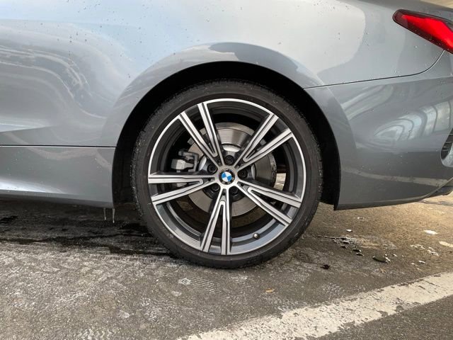 Used 2021 BMW 430i xDrive Coupe w/ Premium Package image 32