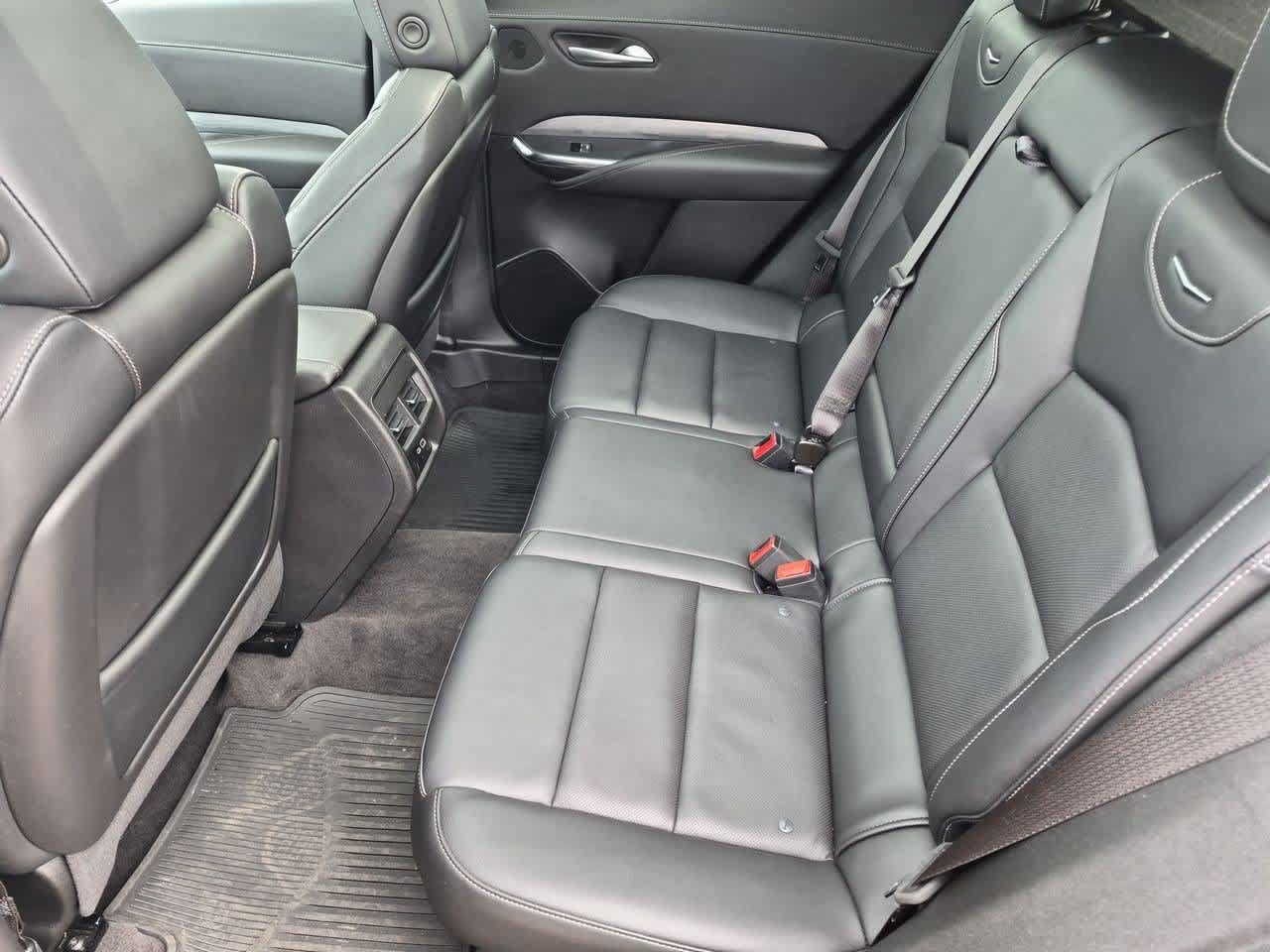 Used 2024 Cadillac XT4 Premium Luxury AWD/4WD image 20