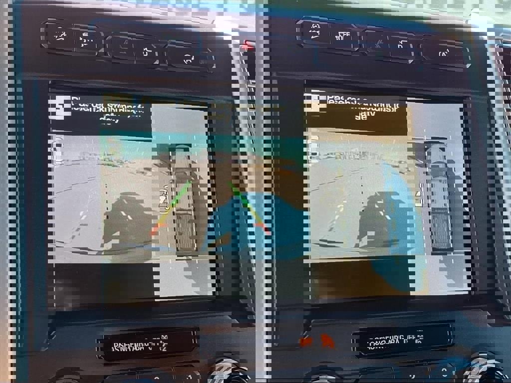 Used 2019 Ford F150 Platinum w/ Equipment Group 701A Luxury image 21