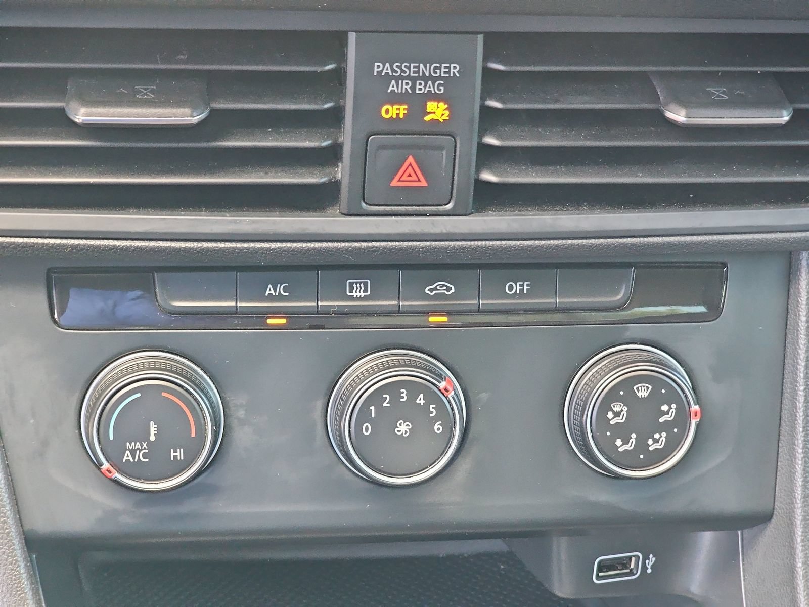 Used 2019 Volkswagen Jetta S w/ Driver Assistance Package FWD image 25