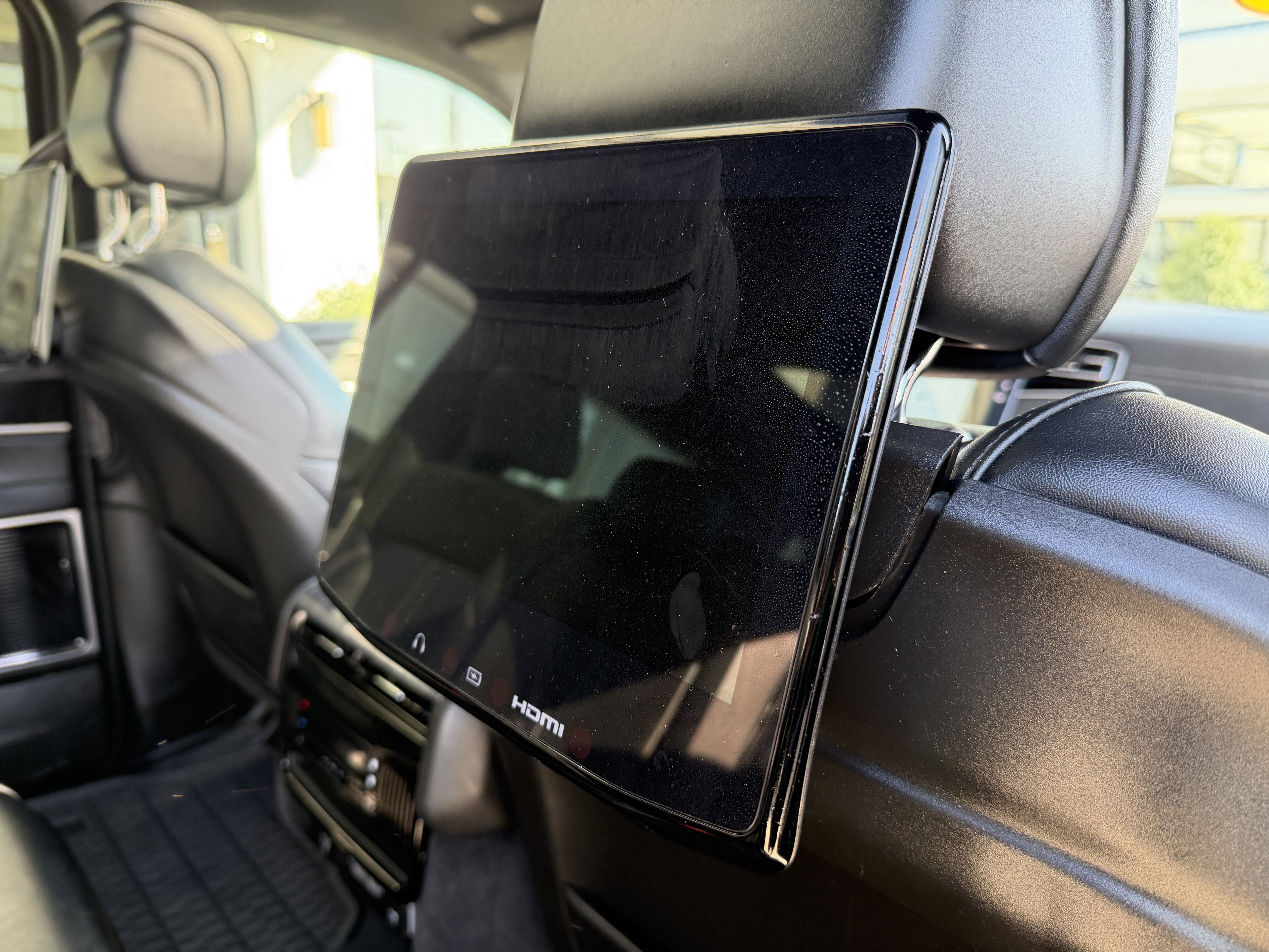 Used 2024 Jeep Wagoneer L Series III w/ Premium Group I image 27