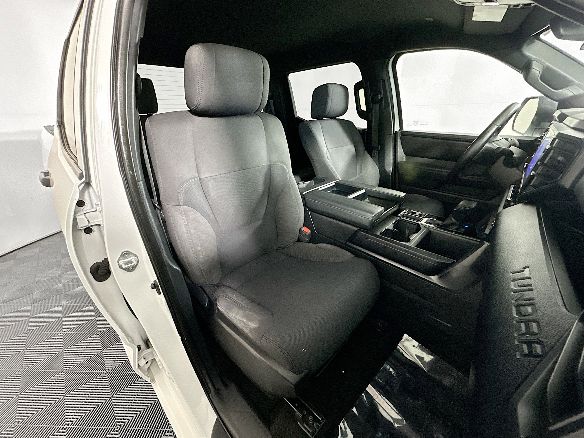 Used 2025 Toyota Tundra SR w/ SR Tow Package image 27