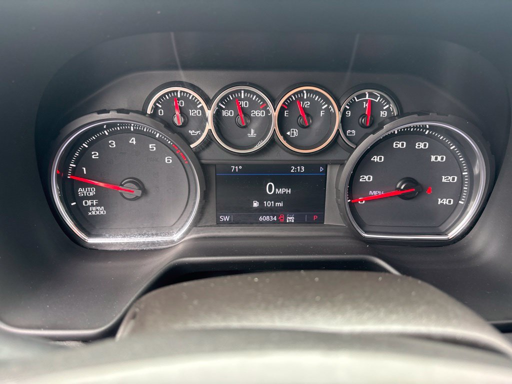 Used 2021 Chevrolet Suburban RST w/ Luxury Package AWD/4WD image 12