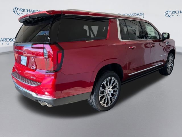 New 2026 GMC Yukon XL Denali w/ Sun & Power Step Package image 5