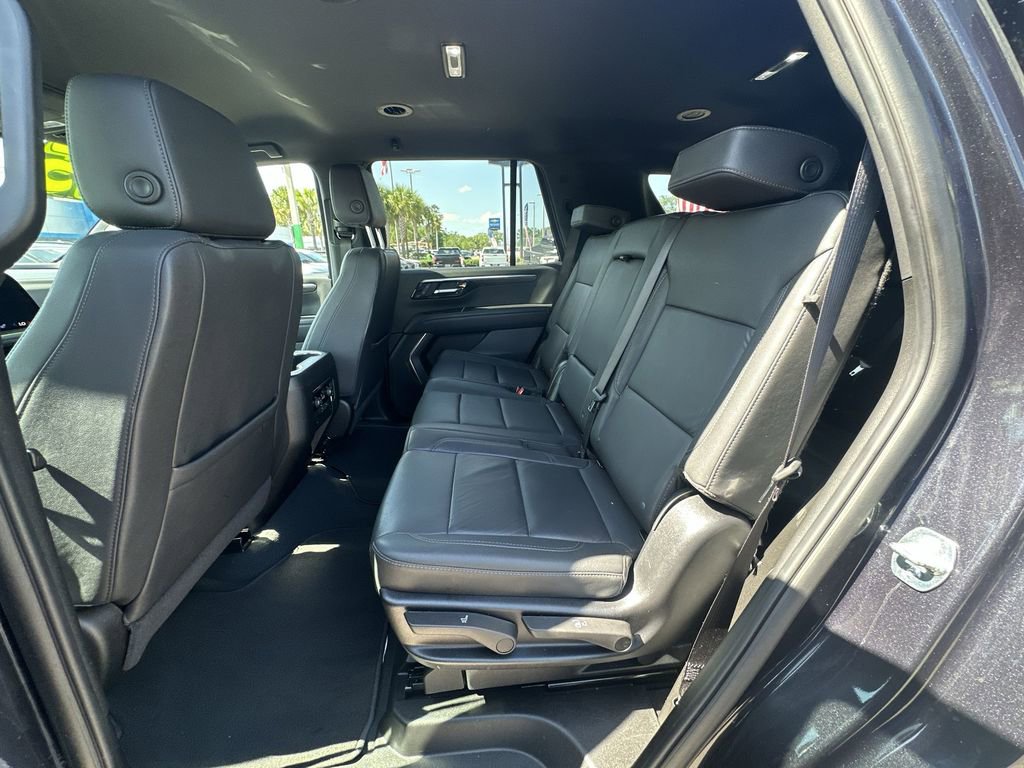 Used 2025 Chevrolet Tahoe LT RWD image 19