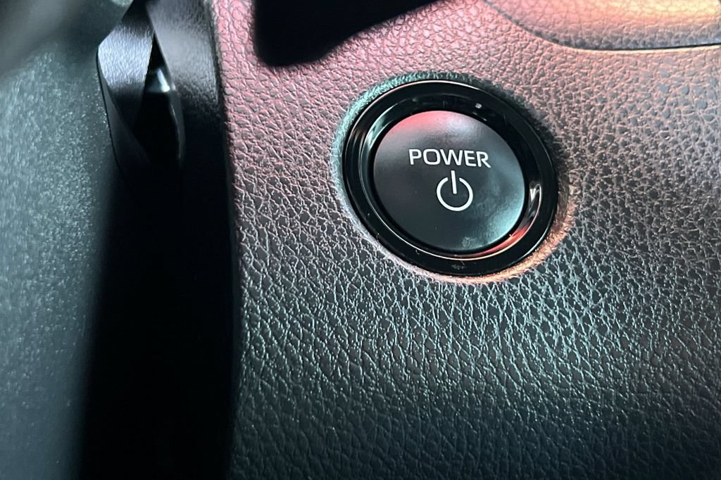 Certified 2025 Toyota Camry SE FWD image 23