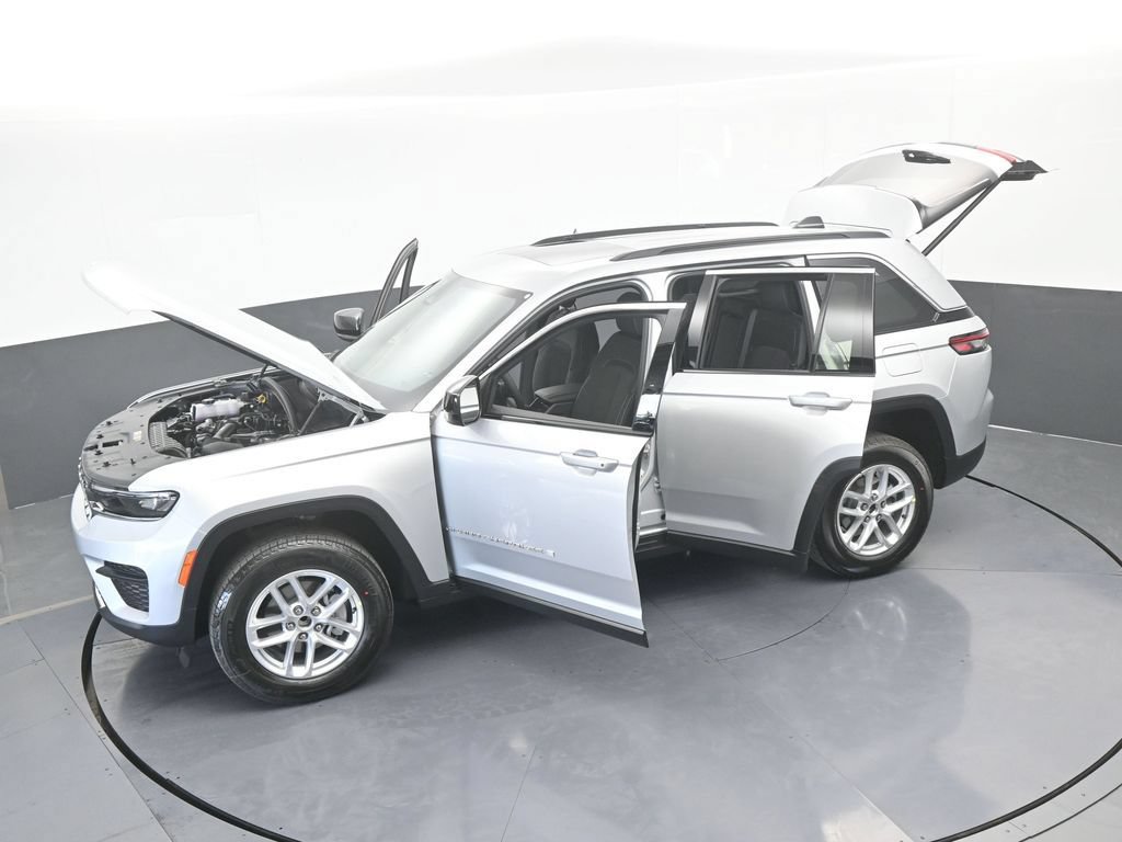 New 2026 Jeep Grand Cherokee Laredo X RWD image 58