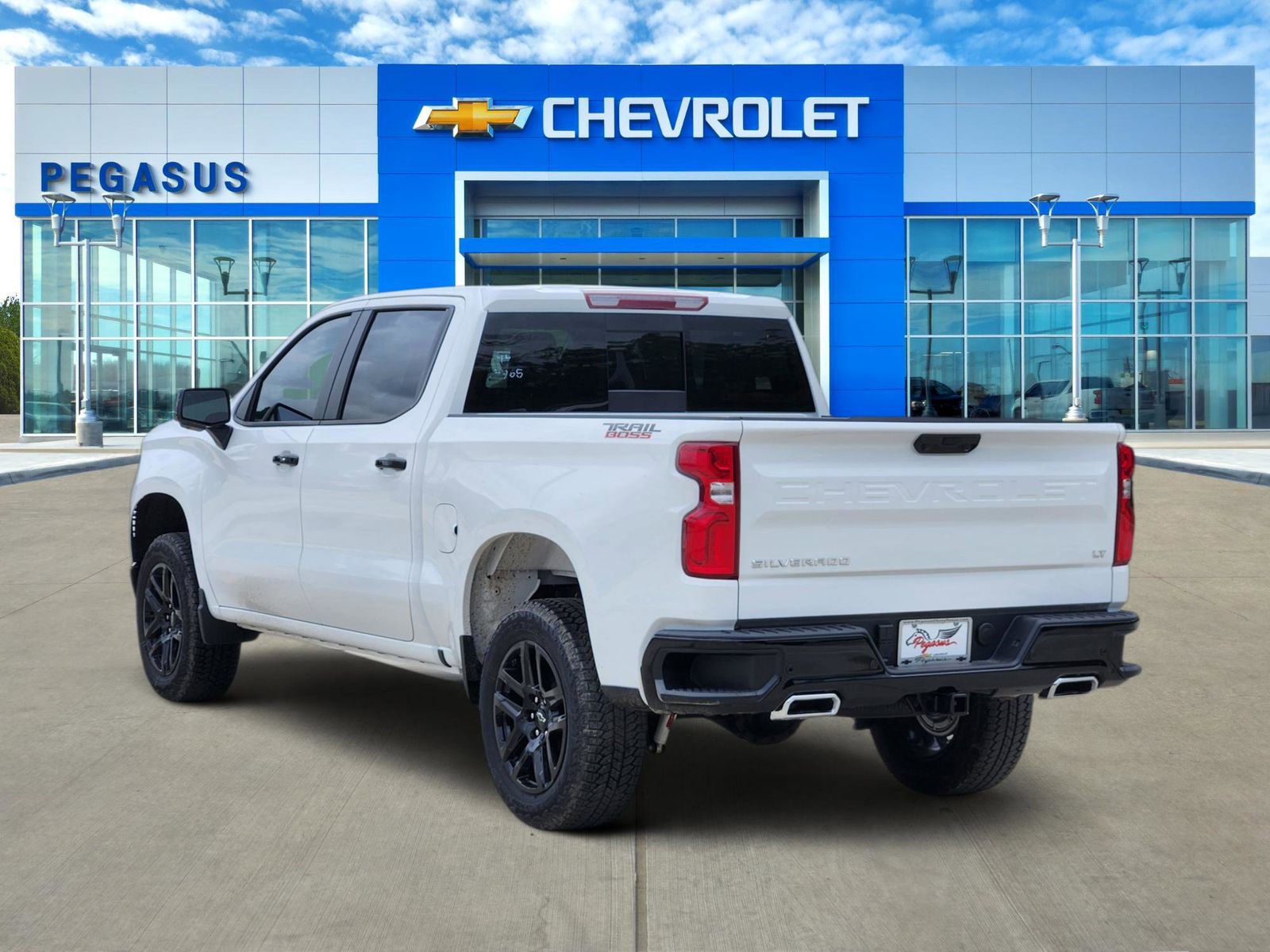New 2026 Chevrolet Silverado 1500 LT Trail Boss w/ Safety Package AWD/4WD image 4