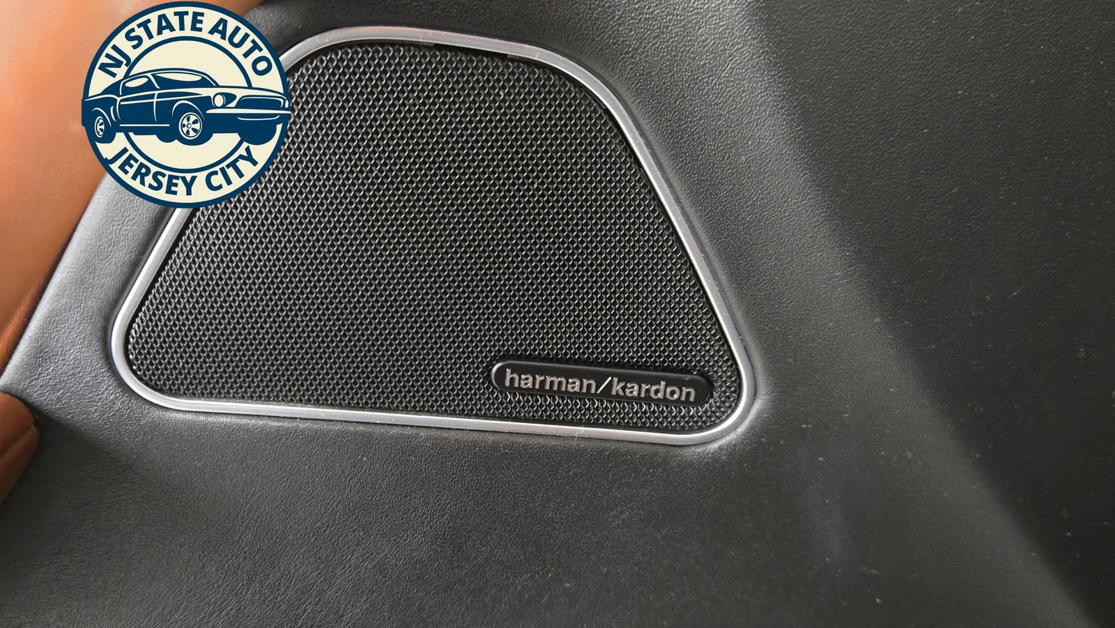 Used 2019 Maserati Levante GranLusso AWD/4WD image 27