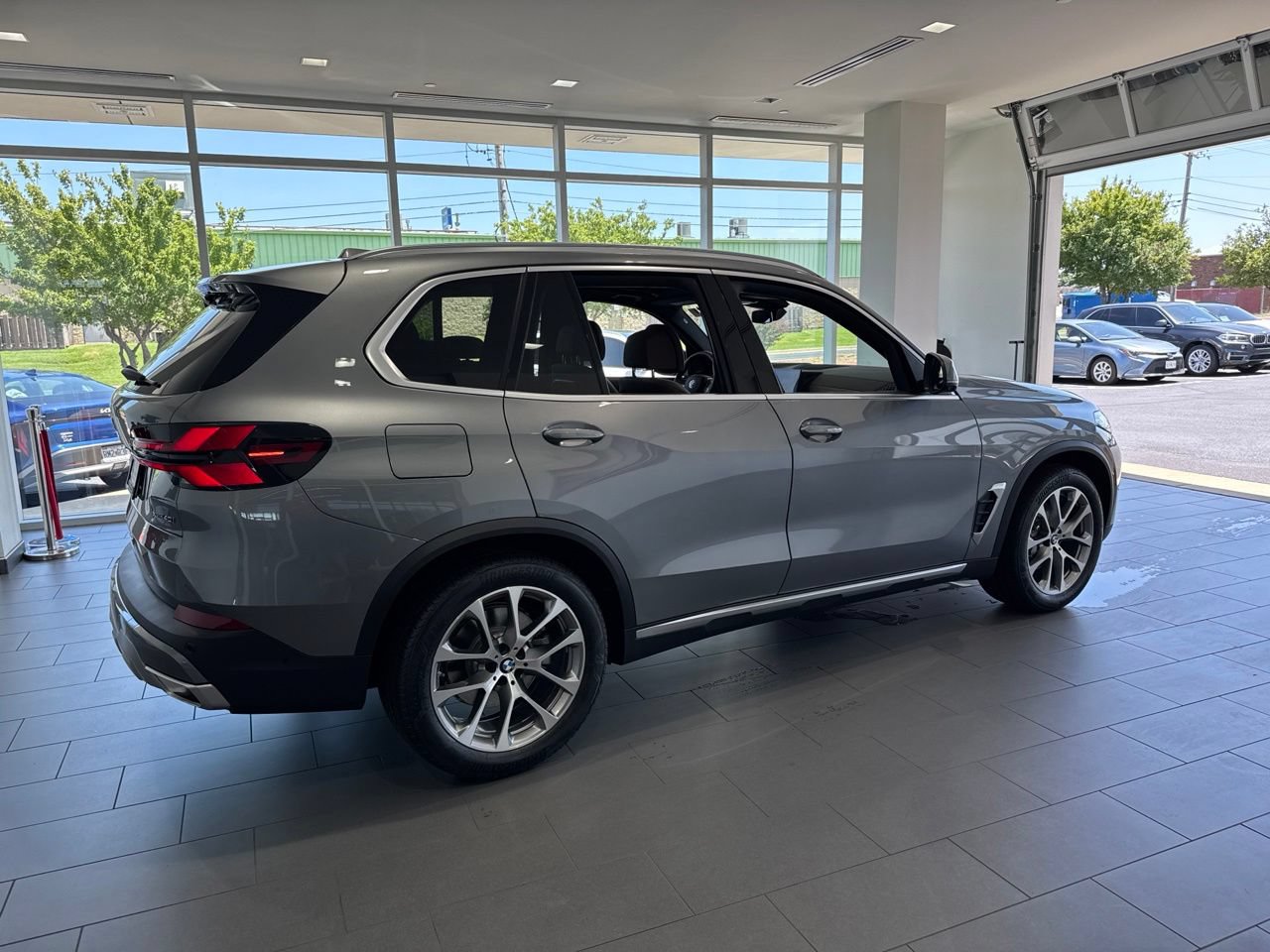 Certified 2026 BMW X5 xDrive40i AWD/4WD image 8