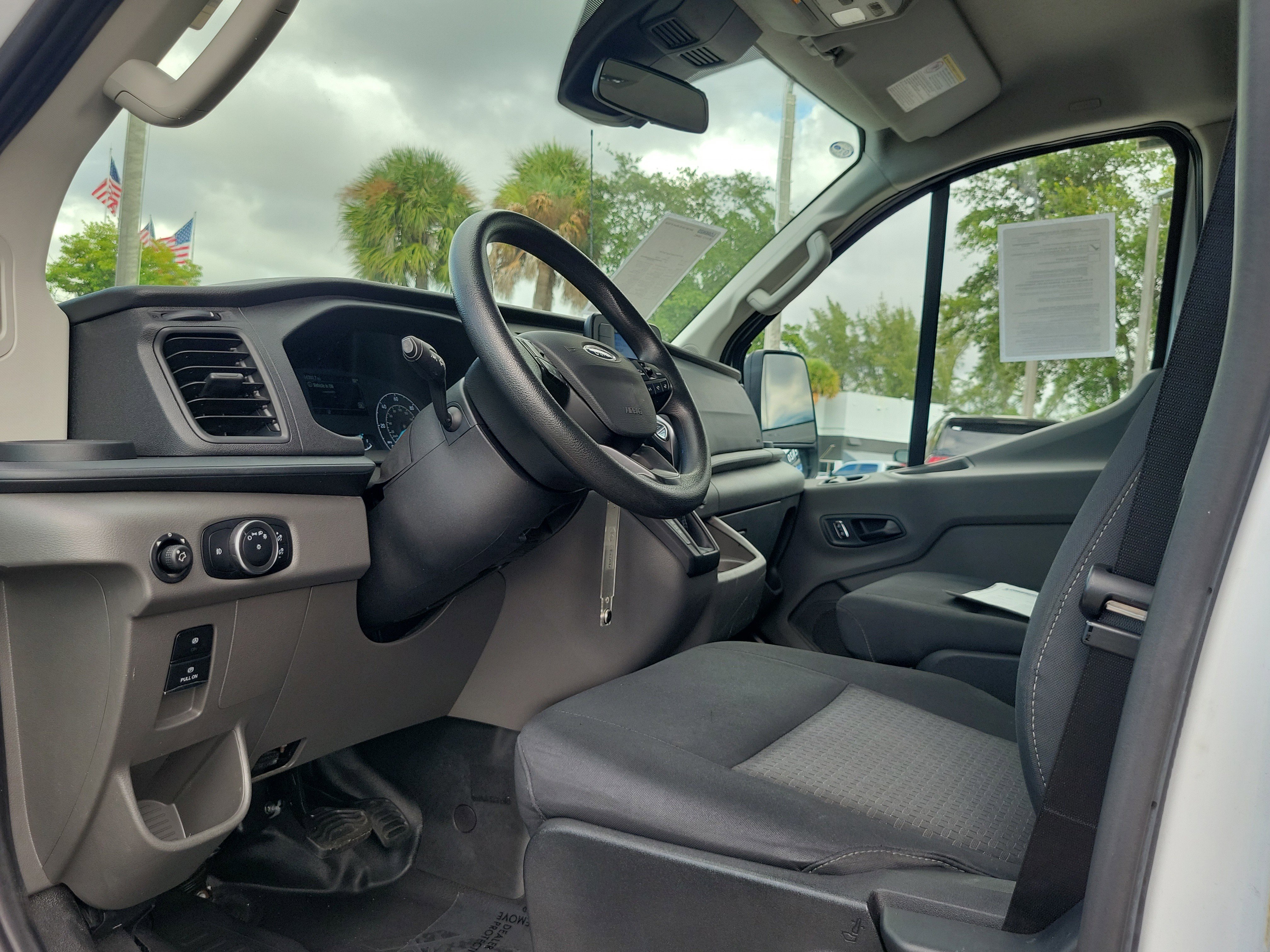 Used 2024 Ford Transit 250 Low Roof w/ Exterior Upgrade Package image 9