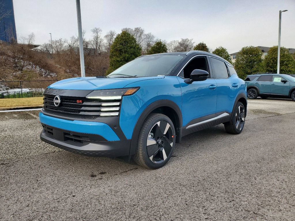 New 2026 Nissan Kicks SR w/ SR Premium Package FWD image 2