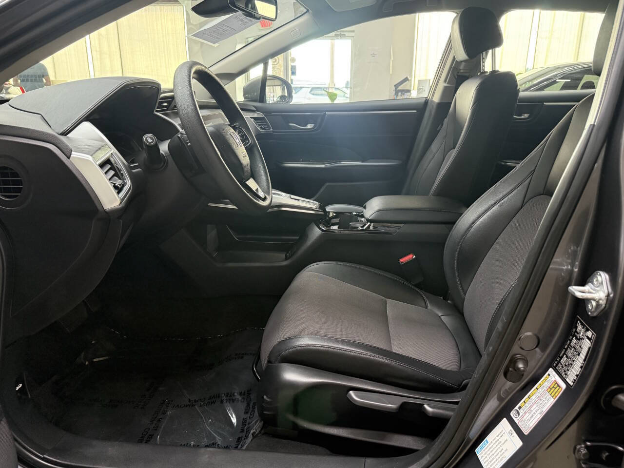 Used 2018 Honda Clarity Plug-In Hybrid image 11