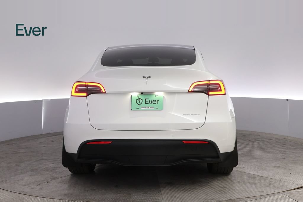 Used 2022 Tesla Model Y Long Range AWD/4WD image 15