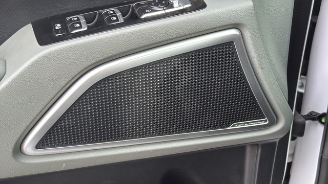 Used 2024 Kia Telluride EX X-Line AWD/4WD image 12