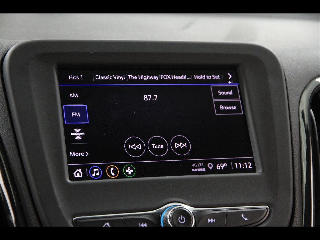 Certified 2024 Chevrolet Equinox RS FWD image 10