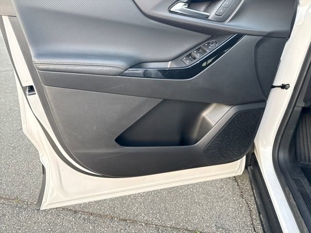 Certified 2025 Chevrolet Equinox LT image 10